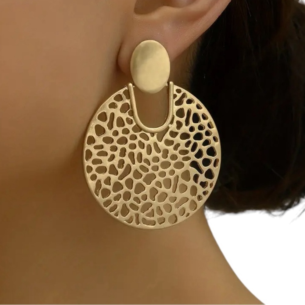 Gold Statement Mottled Drop Earrings